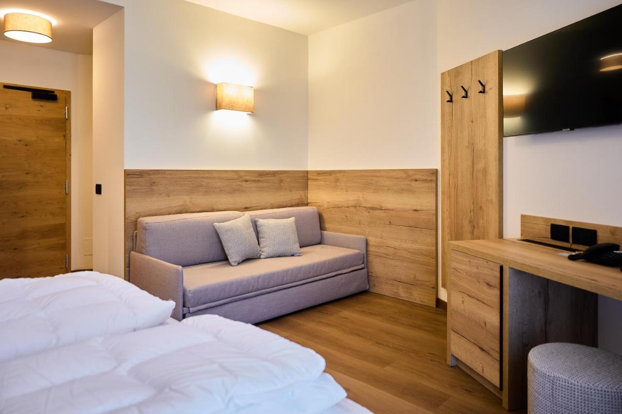 קדרצונה Hotel Rio מראה חיצוני תמונה